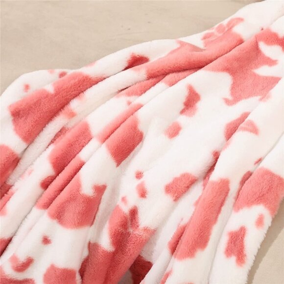 NEW Soft Animal Cow Print Bed Throws Cute Farm Flannel Fleece Blanket, 51''x63 - Picture 3 of 6